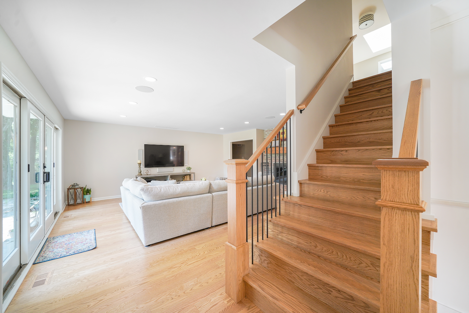 A living room recently remodeled by Windle Design & Construction