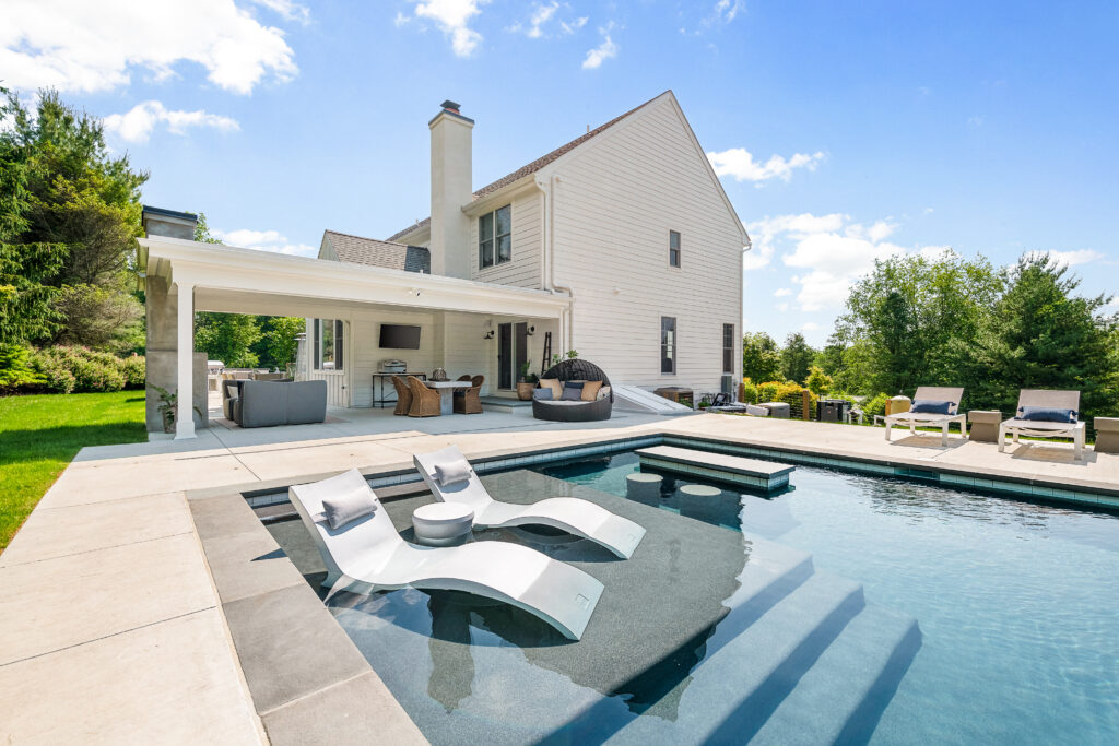 private luxury home additions